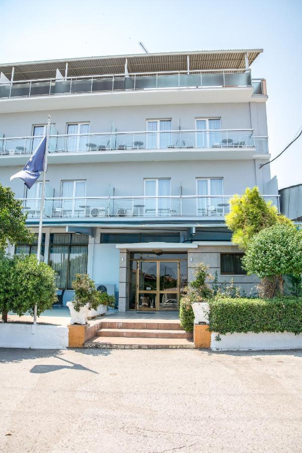 Telis Hotel Aigio Exterior photo